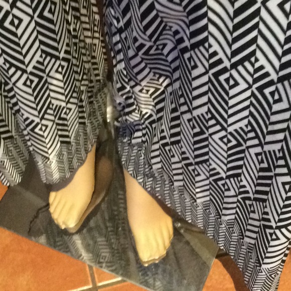 Black and white palazzo pants polyester spandex - Picture 4 of 6